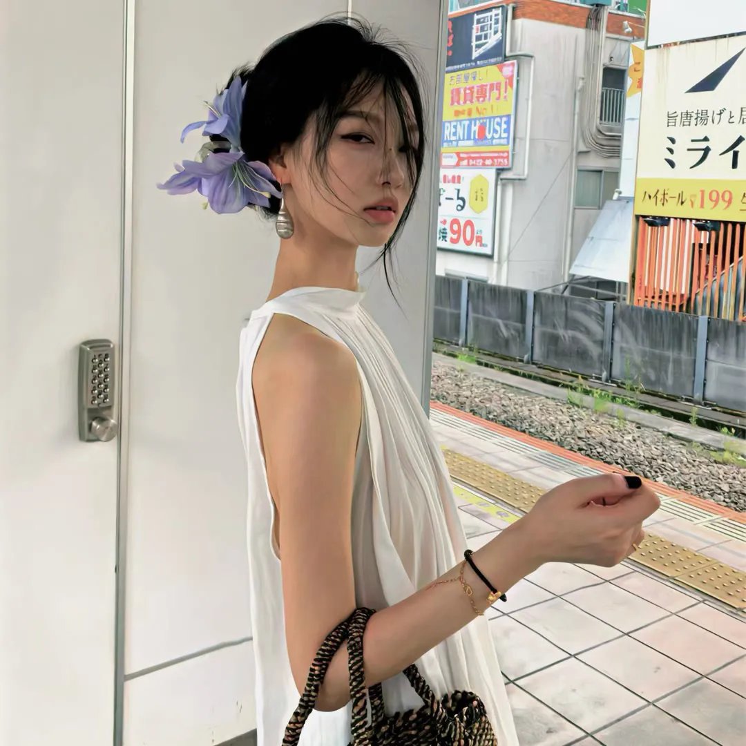 美丽笨女人